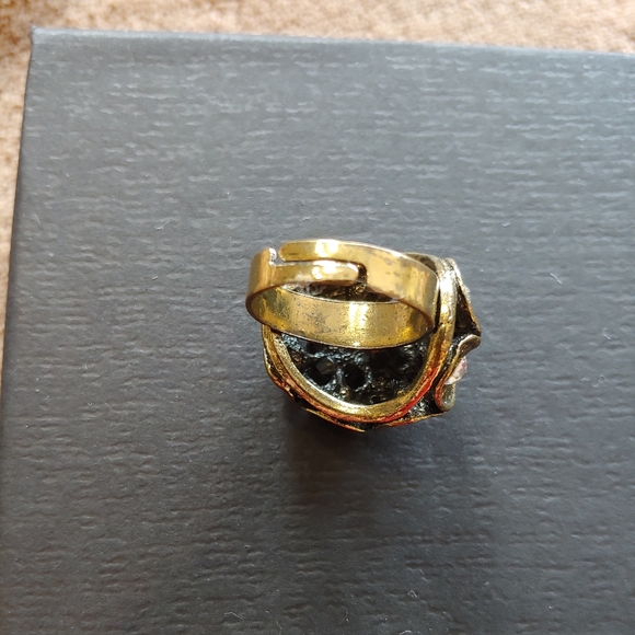 Rhinestone Sparkle Ring - Picture 4 of 5